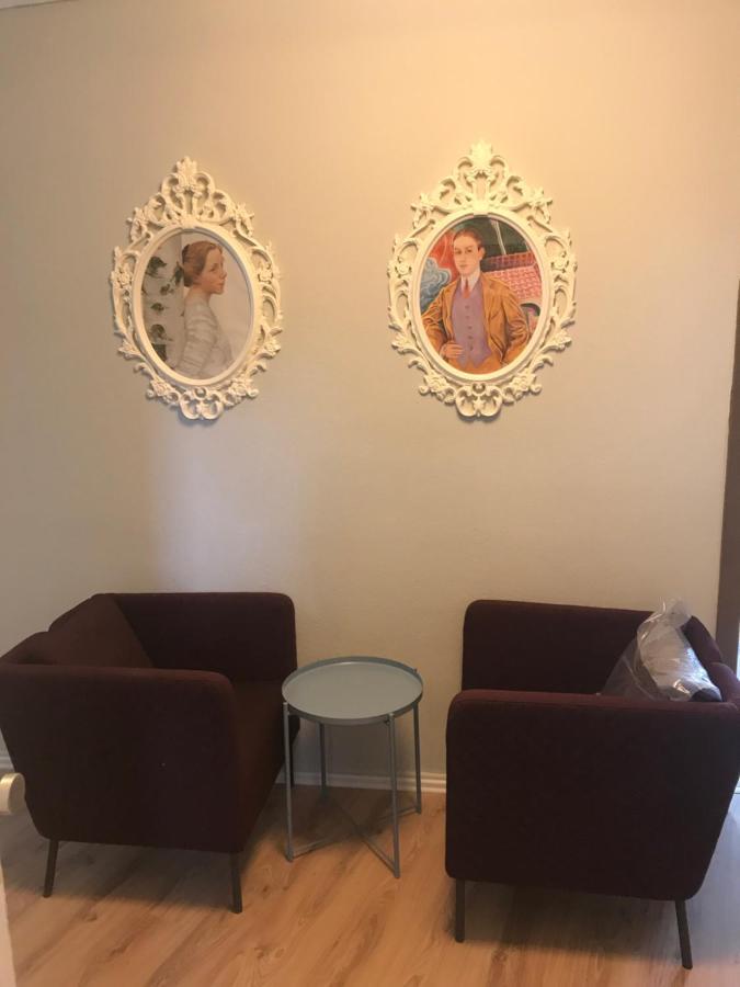 Tm Aparts Dortmund Bagian luar foto The interior of the waiting room at the clinic