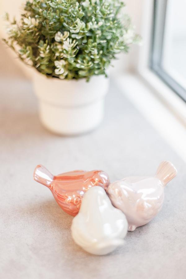 Tm Aparts Dortmund Bagian luar foto A pair of sugar-free mints
